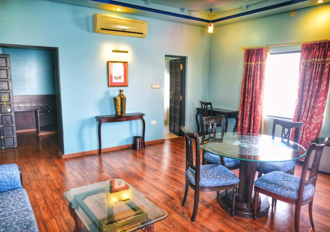 Juesta Lake Nahargarh Palace, Chittorgarh Pārsoli 外观 照片