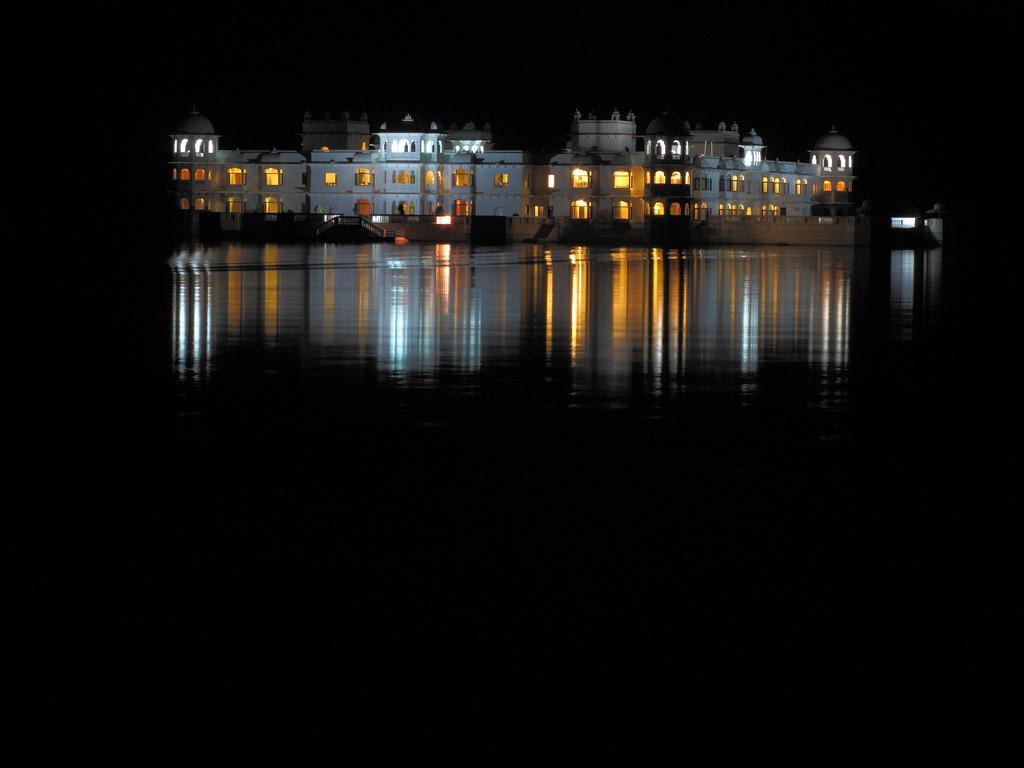 Juesta Lake Nahargarh Palace, Chittorgarh Pārsoli 外观 照片