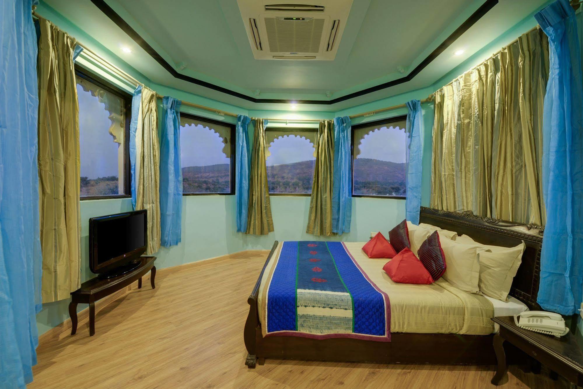 Juesta Lake Nahargarh Palace, Chittorgarh Pārsoli 外观 照片