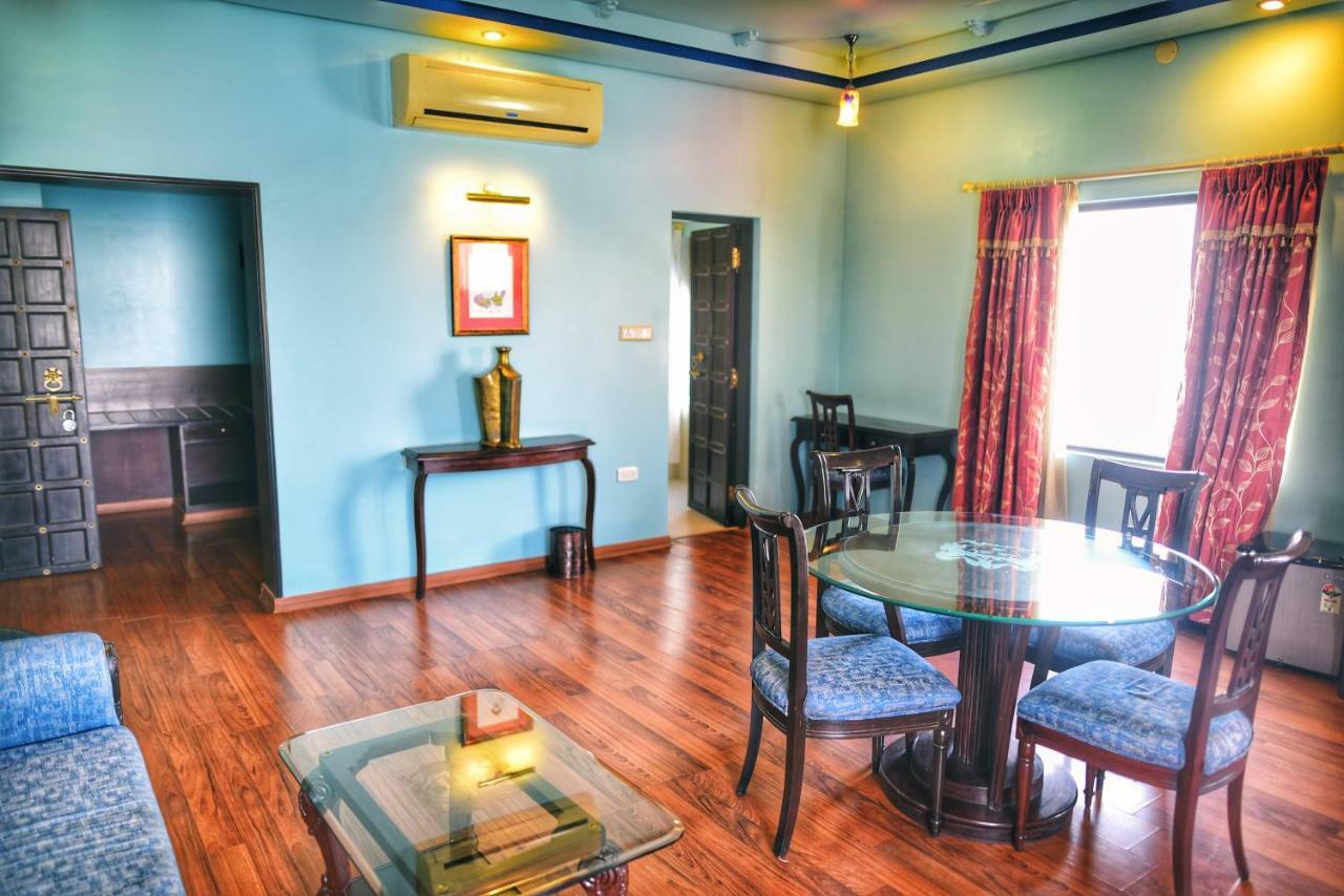 Juesta Lake Nahargarh Palace, Chittorgarh Pārsoli 外观 照片